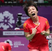 Tim Badminton China unjuk kebolehan dengan jersey serba merah. Selain sesuai dengan warna benderanya, merah dalam tradisi China merupakan simbol keberuntungan. (Foto: Getty Images)