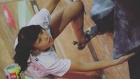Ito latihan di gym khusus yang memiliki sarana panjat tebing atau dinding. (Foto: Instagram/futaba_ito)