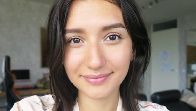 Potret Vlogger yang Kontroversial karena Makin Cantik Pasca Stop Jadi Vegan