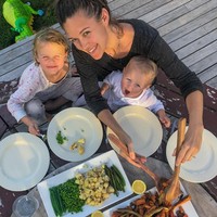 Tak seperti traveler dunia lain, keluarga Sievers memutuskan untuk tak menjual rumah mereka di Selandia Baru karena ingin kembali ke sana sewaktu-waktu. Foto: Instagram @kiwi_and_free