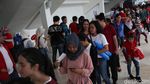 Antusias Penonton Jelang Final Bulutangkis