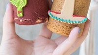 Toko kue asal California, Amerika ini mengadaptasi kreasi cookies milih chef Dominique Ansel. Toko kue itu kini memiliki beragam kreasi cangkir cookies. Foto: Instargam thedirtycookieoc