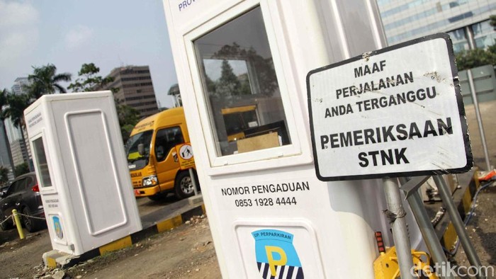 Pemprov DKI Jakarta telah menyiapkan tempat parkir bagi penonton Asian Games. Salah satu lokasinya berada di kawasan Jalan MH Thamrin.