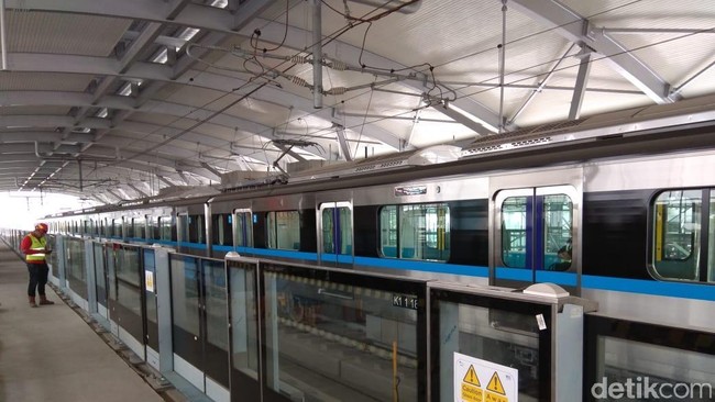 Menanti Taring MRT Ubah Jakarta Seperti Jepang