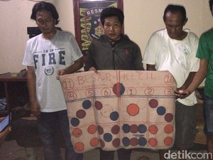 Gelar Judi Sabung Ayam dan Dadu, 4 Warga Makassar Diciduk Polisi