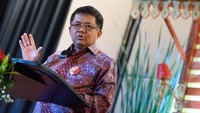 Pria bernama lengkap Mohamad Sohibul Iman ini termasuk politisi yang aktif. Ia kerap mengikuti berbagai aktivitas sosial, termasuk saat kumpul dan menikmati momen kulineran. Foto: instagram @msi.sohibuliman