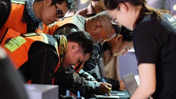 Mereka yang terlihat antusias ingin mengenal Get dan mungkin nantinya jadi driver. (Foto: Facebook/GET Driver)