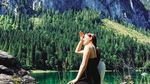Foto: Olivia Jensen & Pegunungan Austria yang Cantik