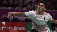 Di gim ketiga, Jonatan langsung tancap gas sejak awal. Meski sempat disamakan skor jadi 2-2, Jonatan mampu menaklukkan Chou Tien Chen dengan skor 21-15.