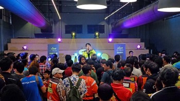 Tak hanya namanya berubah, Go-Jek juga mengangkat tema lokal di setiap wilayah yang dijajakinya (Foto: Facebook/GET Driver)