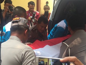 Jenazah Polantas Korban Penembakan Dimakamkan di Cirebon