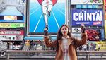 Umur 43 Tahun, Ini Gaya Liburan Designer Cantik Taiwan