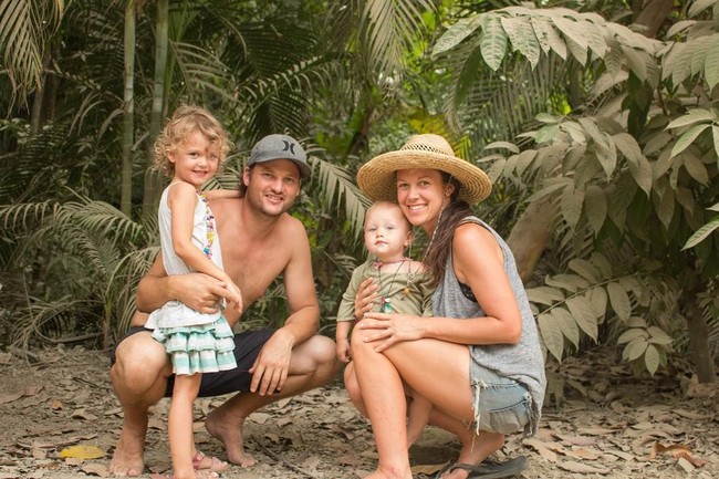 Untuk membiayai liburan mereka, pasangan ini mengandalkan uang sewa beberapa properti milik Mark dan rumah mereka sendiri. Foto: Instagram @kiwi_and_free