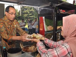 Budi Karya Sumadi, Menhub yang Doyan Makan Nasi Kebuli hingga Sate