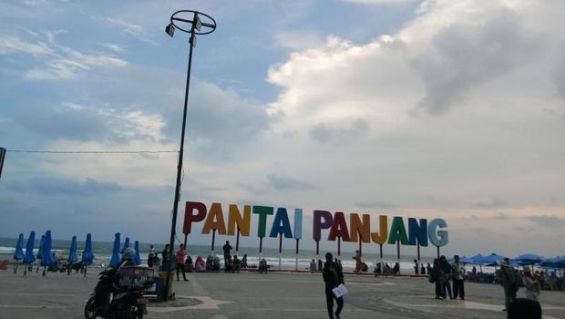 Pantai Panjang di Bengkulu