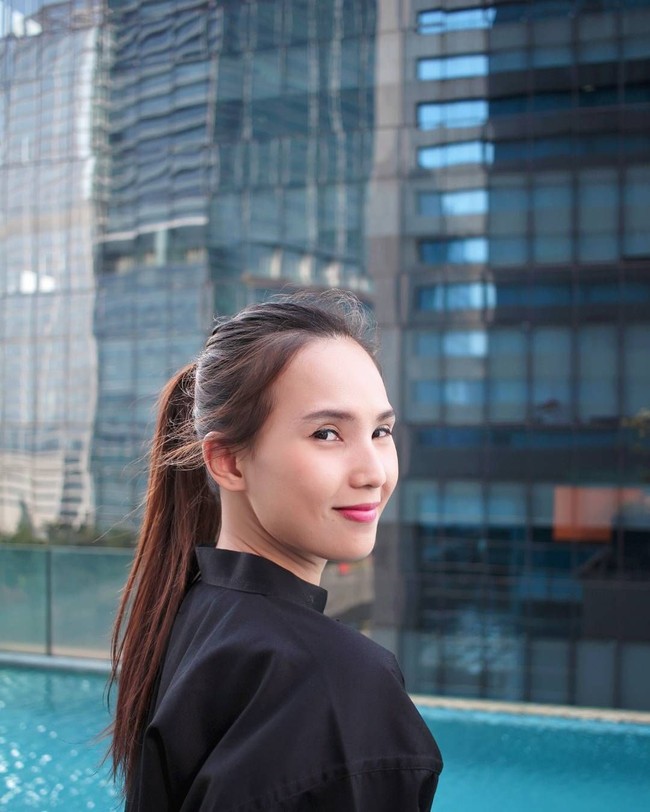 Lagi, emas kembali dipersembahkan cabang Pencak Silat di Asian Games 2018, setelah Wewey Wita mengalahkan Thi Them Tran dari Vietnam di nomor Tarung Putri Kelas B (50-55Kg). Foto: Instagram