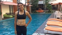 Maria Natalia Londa adalah atlet trek dan lapangan Indonesia yang berkompetisi dalam cabang lompat jauh dan lompat jangkit. Enggak heran tubuhnya meski selalu terjaga fit. (Foto: Instagram)