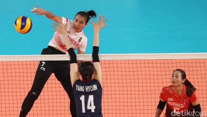 Langkah tim voli Indonesia maju ke semifinal pupus usai dikalahkan Korea 0-3 di Volley Indoor GBK, Jakarta.