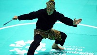 Sugianto bertanding di final pencak silat seni nomor tunggal di Padepokan Taman Mini Indonesia Indah, Rabu (29/8/2018).