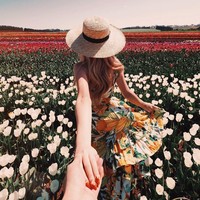 Berkat foto-foto cantiknya yang memanjakan mata, Willabelle punya cukup banyak pengikut di Instagram yakni lebih dari 148 ribu. Foto: Instagram @willamazing