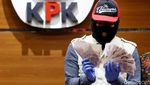 KPK Tunjukkan Barang Bukti Suap OTT PN Medan