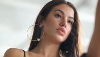 Banyak pula netizen yang menyebut Chrysti memiliki wajah seperti Angelina Jolie. Dok. Instagram/chrysti_ane