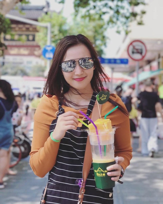 Tak hanya mencuri atensi karena prestasi yang berhasil diraihnya, pesilat berusia 25 tahun ini juga jadi perhatian karena parasnya yang manis. Foto: Instagram