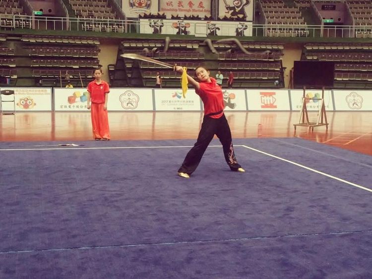 Jago Main Pedang, Intip Gaya Olahraga Atlet Wushu Felda Elvira
