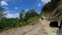 Kota Manokwari adalah pintu gerbang ke Pegaf. Hampir semua maskapai Indonesia mempunyai rute ke pusat pemerintahan Papua Barat itu, mulai dari Garuda Indonesia hingga Lion Group mepunyai rute ke Bandara Rendani (Masaul/detikTravel)