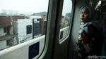 Menjajal LRT Jakarta dari Stasiun Velodrome