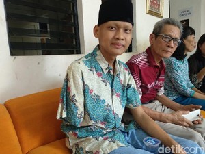 Kisah Ronaldi Kehilangan Lengan Kanan dan Ibu Kandungnya Karena Kanker