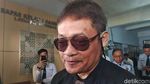 Ekspresi Pollycarpus Saat Ambil Surat Bebas Murni