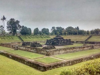 Solo Traveling ke Candi Sambisari Solo Traveling ke Candi Sambisari