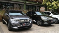 Dengan begitu performa HR-V baru sama saja dengan pendahulunya sebelum wajahnya dipercantik. Hanya saja Honda menambah satu varian yakni 1.5L Special Edition. Mobil itu mirip dengan 1.8L hanya saja dijual dengan harga lebih terjangkau. Foto: Dina Rayanti