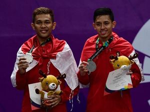 Nazar Fajar/Rian Berangkatkan Haji Orang Tua Akhirnya Bisa Terwujud