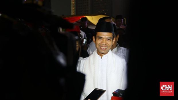 Ustaz Abdul Somad sempat mengalami beberapa kali penolakan di sejumlah warga di beberapa daerah saat hendak berdakwah.