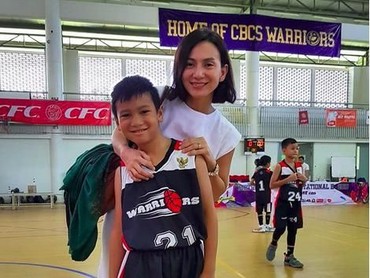 Keseharian Wanda Hamidah, Ibu yang Cantiknya Awet