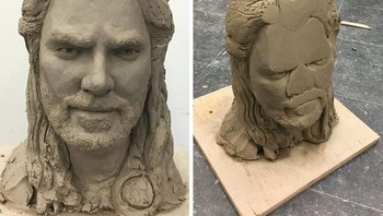 Sudah bikin patung yang bagus eh malah terjatuh. Foto: boredpanda