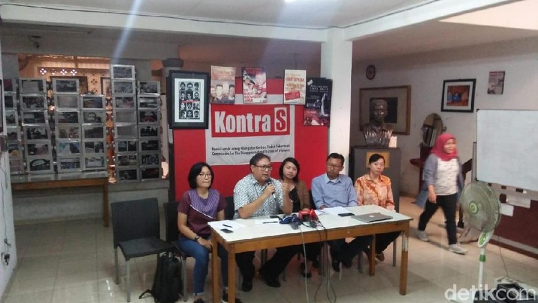Pollycarpus Bebas, Aktivis HAM Minta Kasus Munir Diusut Tuntas Pollycarpus Bebas, Aktivis HAM Minta Kasus Munir Diusut Tuntas