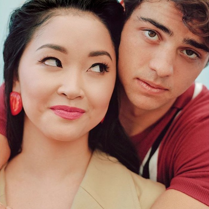 Romantisme bintang utama film To All The Boys Ive Loved Before.