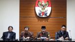 Momen Jumpa Pers Bersama KPK-MA Soal OTT Hakim di Medan