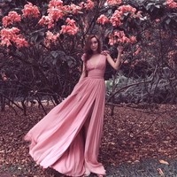 Willabelle Ong atau yang lebih dikenal dengan @willamazing di Instagram sering bikin iri para pengikutny. Bagaimana tidak, selebgram tersebut terlihat selalu pakai baju bagus dan jalan-jalan ke tempat Instagramble. Foto: Instagram @willamazing