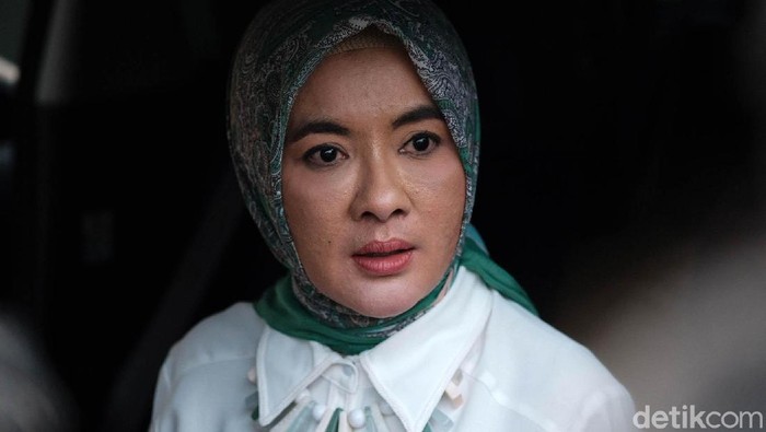 Nicke Widyawati resmi menjabat sebagai Direktur Utama Pertamina. Nicke menjadi wanita kedua yang memegang pucuk tertinggi di Pertamina.