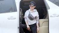 Apakah bergaya sporti seperti ini? Dok. Instagram/princessyahrini