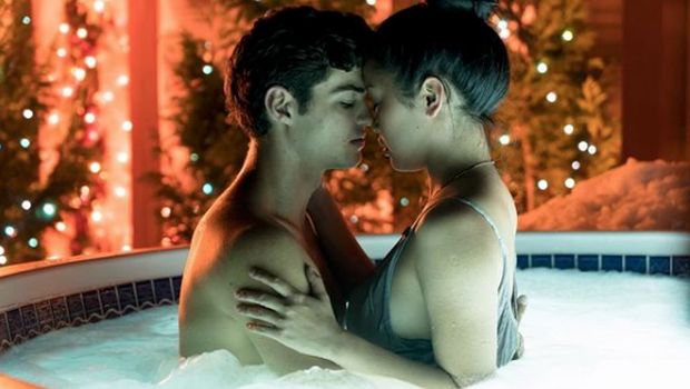 Kata Lana Condor soal Adegan Seksi dengan Noah Centineo 