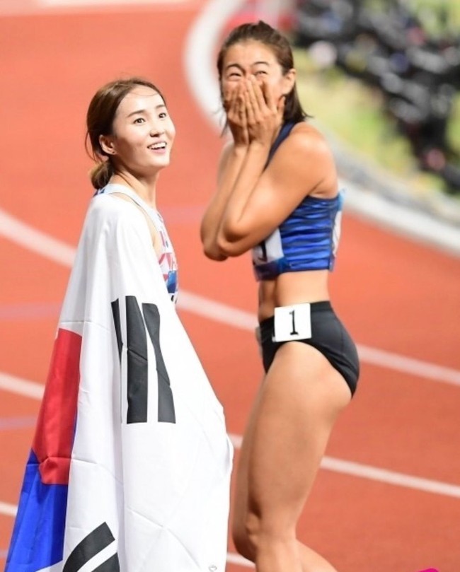 Netizen Indonesia menyebut Jung Hyelim memiliki kecantikan bak bintang K-Pop. Foto: Instagram