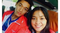 Walau berstatus single, Jonatan Christie (Jojo) dikabarkan dekat dengan pebulutangkis wanita Gregoria Mariska yang akrab disapa Jorji. Kebersamaan keduanya terungkap lewat akun Instagram @ina_badminton (@ina_badminton/Instagram)