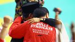 Melihat Lagi Momen Akrab Jokowi-Prabowo: Nge-Vlog hingga Berpelukan