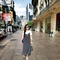 Wanita yang pertama kali mengenal silat sejak duduk di bangku kelas lima ini pun kerap membagikan berbagai potret aktivitas dirinya mulai dari olahraga, liburan, hingga gaya busananya. Foto: Instagram