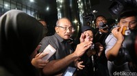 Wahyu, yang merupakan pengadil Meliana di kasus protes suara azan, pun sempat bicara soal penundaan promosi dirinya. Menurutnya hal itu kebijakan pimpinan.